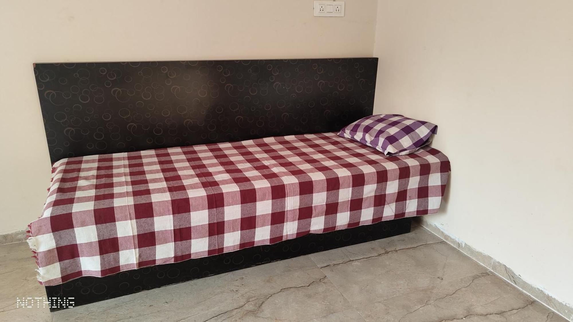 Aadishkti Bhakt Nivas Otel Tuljapur Oda fotoğraf