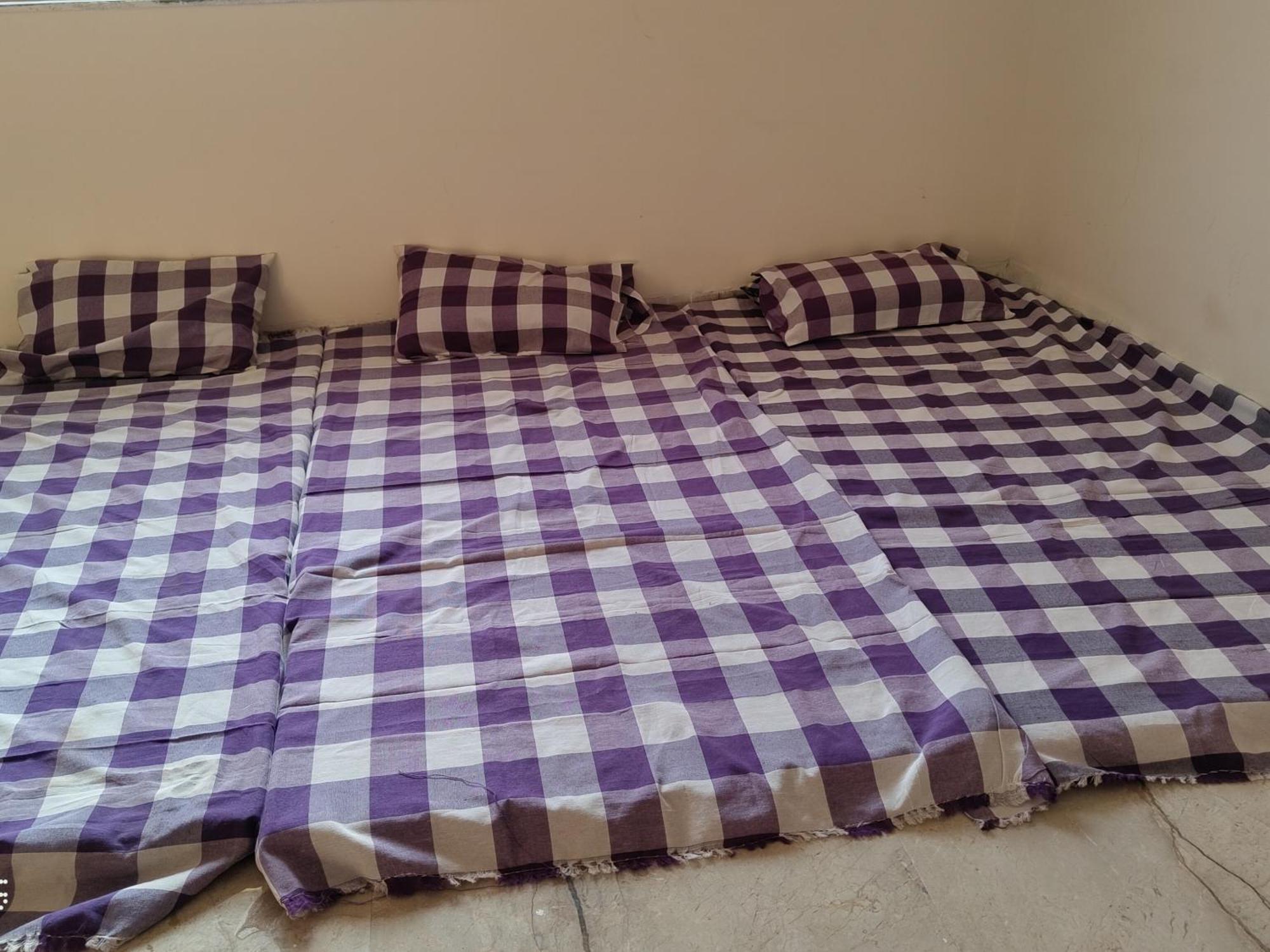 Aadishkti Bhakt Nivas Otel Tuljapur Oda fotoğraf